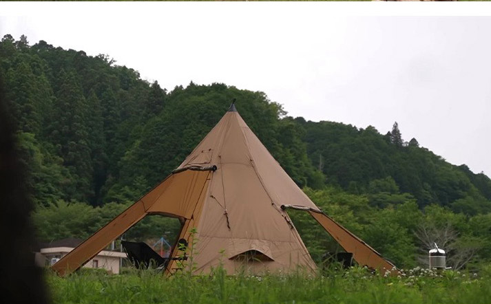 Camping Pyramid Tent With Snow - Camping Cooking Snow のレビューと価格